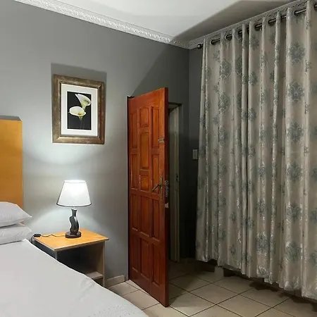 Flat In Rustenburg Exterior photo