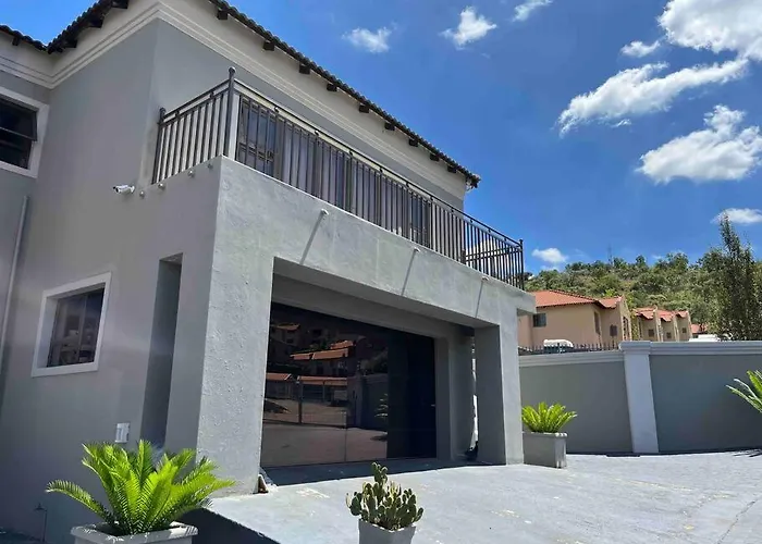 Flat In Rustenburg